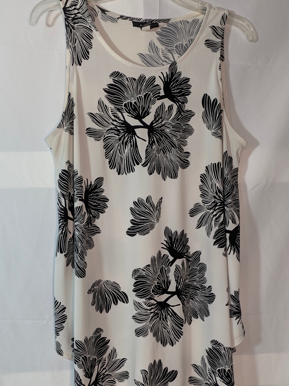 Alfani Women's White Tank Top with Black Floral Print